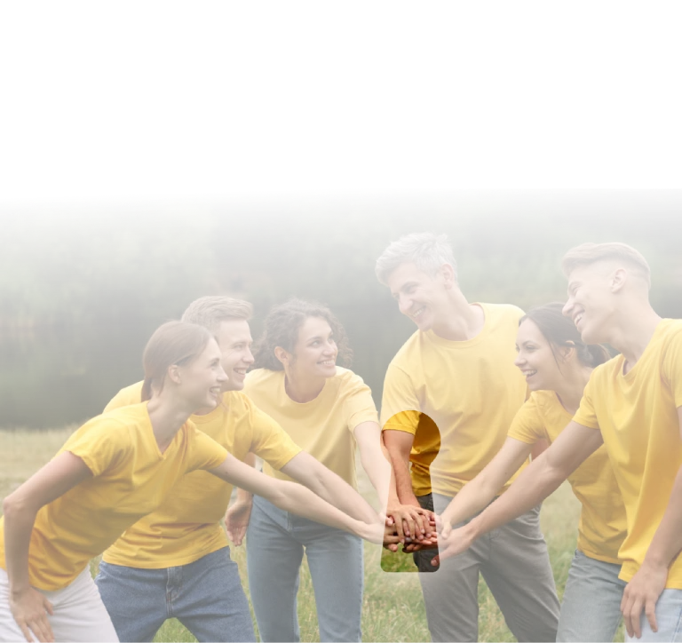 Ruke koje pružaju podršku i sigurnost osobi kojoj je potrebna pomoć